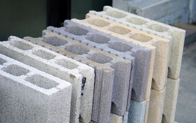 コンクリートブロックのブロック積みの方法を紹介！DIY・ガーデニングで使えるブロック積みとは